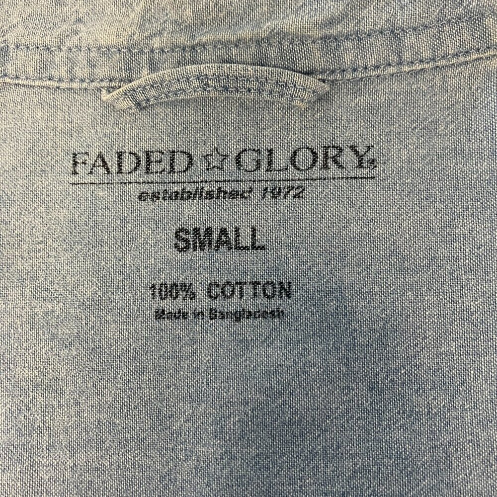 Faded Glory Denim Button Front Top Size S - Picture 4 of 4